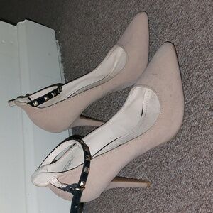 Cream pointed toe heels